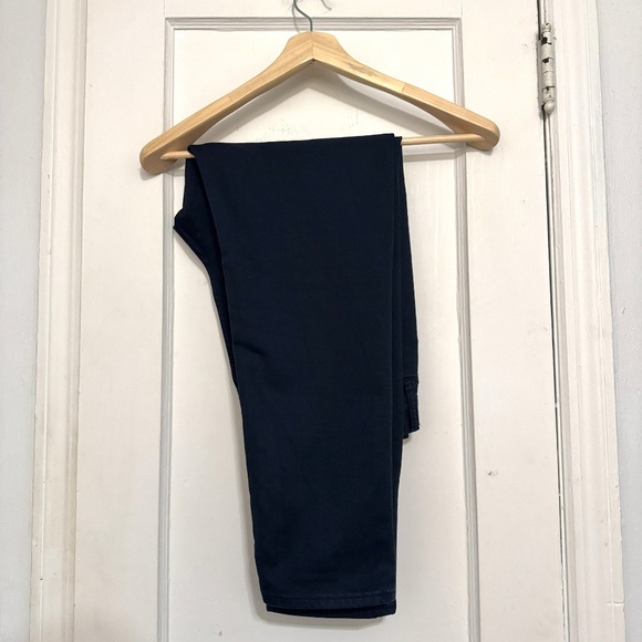 Banana Republic Men's Navy Athletic-Fit Travel Pant | Size: 32x30 - Picture 3 of 5